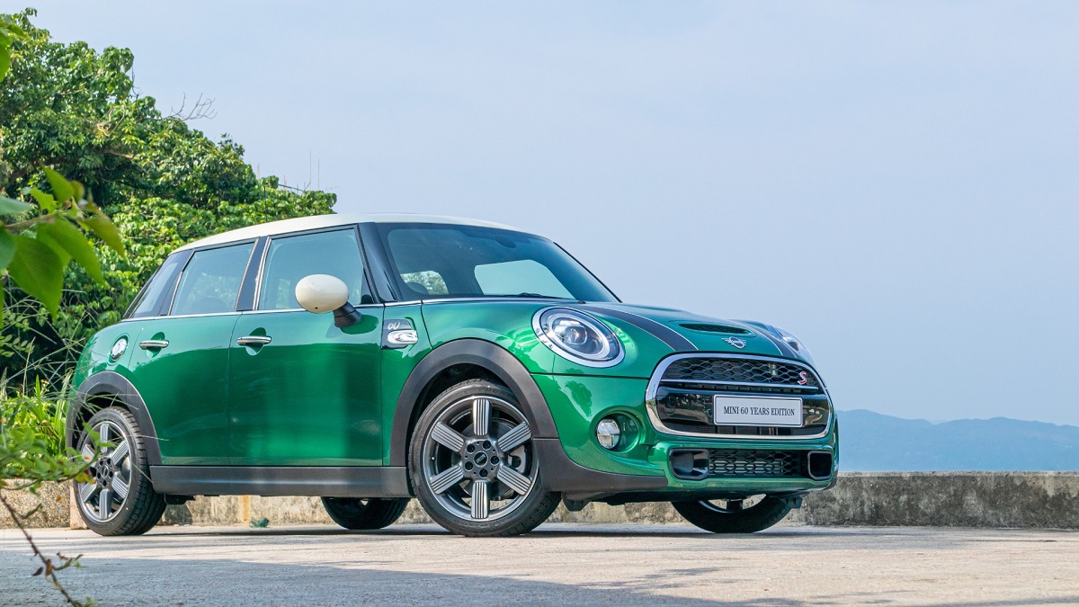 Mini-Cooper-EV-2025