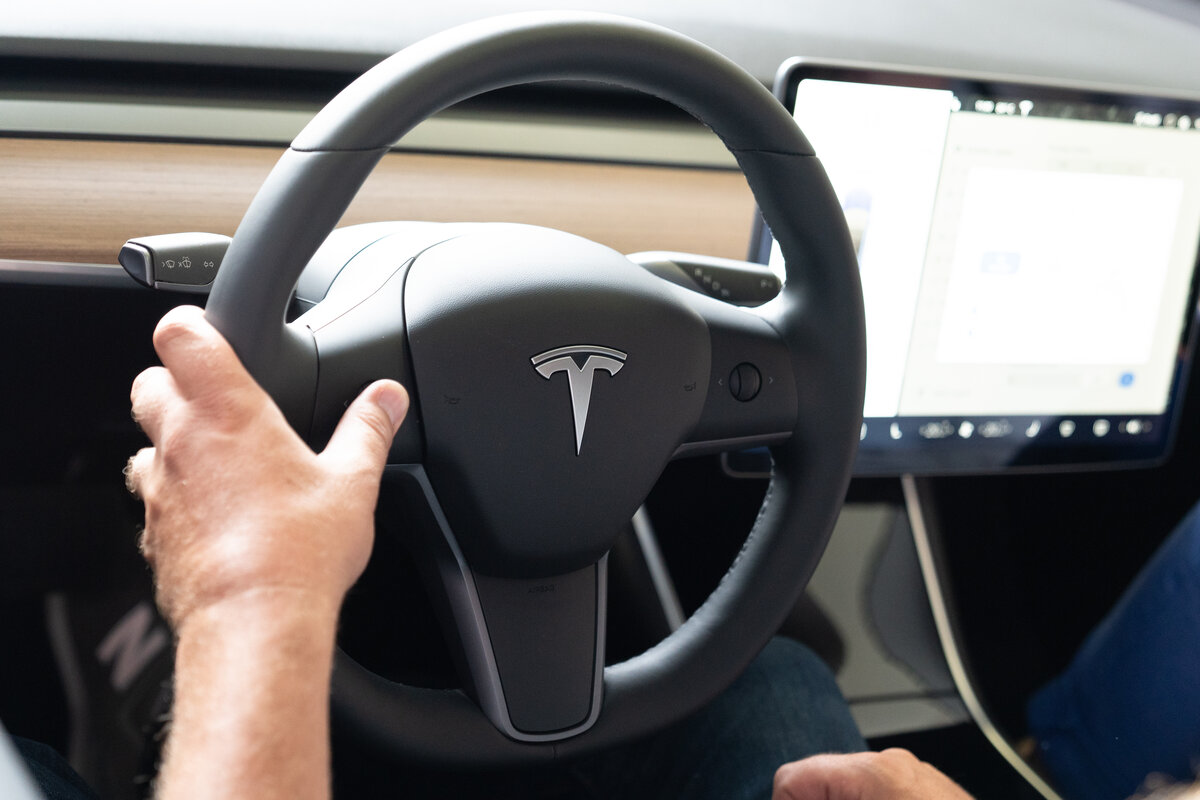 Tesla-affaire-mort-pilote-automatique