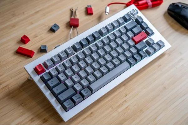 OnePlus-Keyboard-81-Pro-reduction