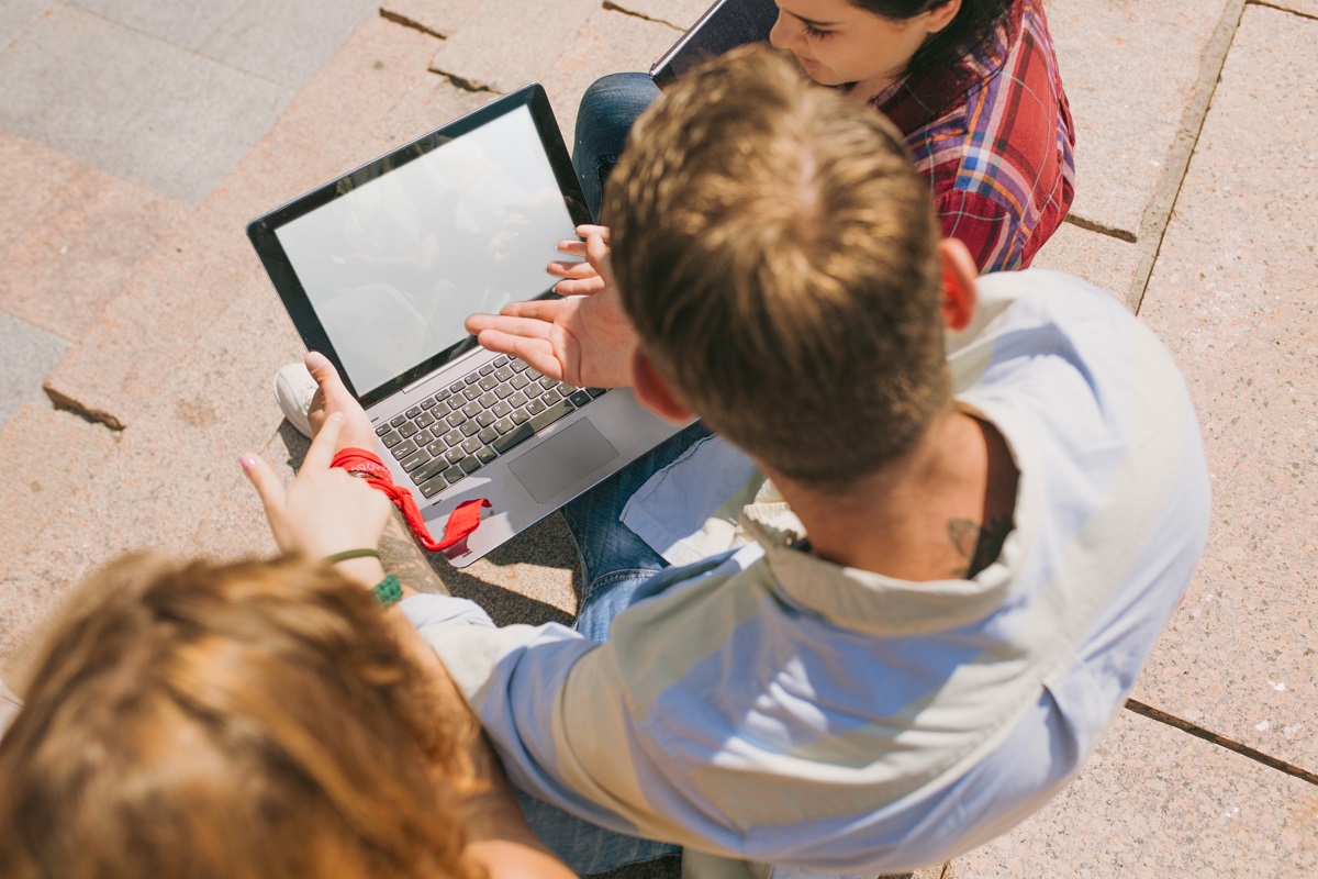 ordinateur portable étudiant